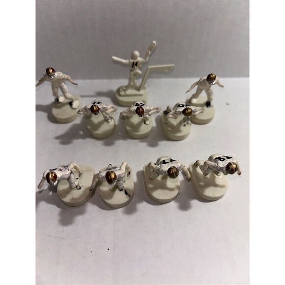 VNTG 11 Tudor Electric Football San Francisco 49ers Players & QB/Kicker Red Gold - Picture 7 of 9